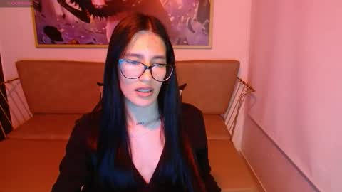 little_bunnyy_ online show from 18, 3, 2026