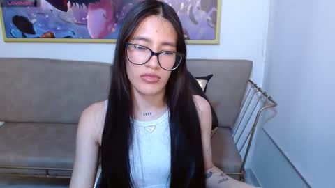 little_bunnyy_ online show from 19, 3, 2026