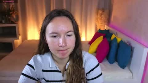 Snapshot of little_doll_meow chatting on 11, 9, 2025 Alexandra online show from 11, 9, 2025
