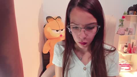 Help me reach 100 likes online show from 29, 1, 2025