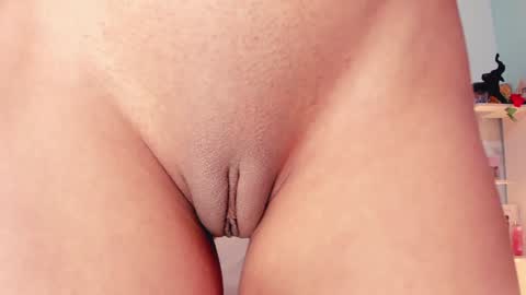 Help me reach 100 likes online show from 31, 1, 2025