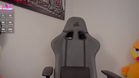 Help me reach 100 likes online show from 15, 9, 2025