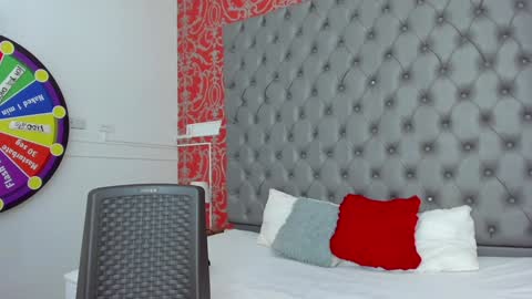 little_lilith_apple online show from 25, 1, 2025