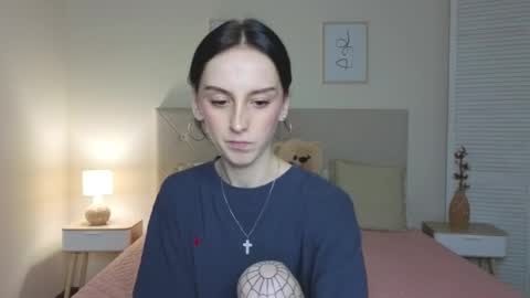 Snapshot of little_mollee chatting on 13, 9, 2025 little_mollee online show from 13, 9, 2025