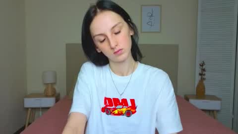 Snapshot of little_mollee chatting on 20, 9, 2025 little_mollee online show from 20, 9, 2025