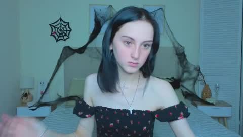 Snapshot of little_mollee chatting on 1, 11, 2025 little_mollee online show from 1, 11, 2025