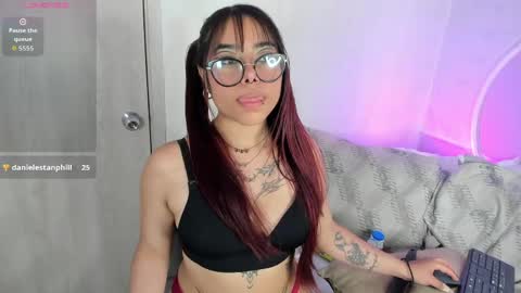 Snapshot of little_natty_ chatting on 5, 6, 2026 Natty online show from 5, 6, 2026