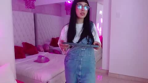 Paulette online show from 4, 3, 2026