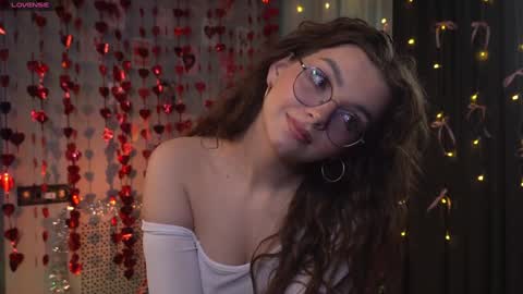 Snapshot of little_poetry chatting on 18, 2, 2026 Kiki online show from 18, 2, 2026