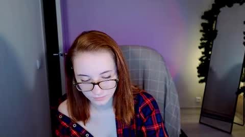 Snapshot of little_pretty_woman chatting on 20, 2, 2025 little_pretty_woman online show from 20, 2, 2025