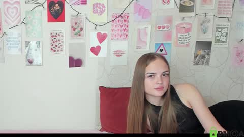 Snapshot of little_radiant_sun chatting on 27, 9, 2025 Kriss online show from 27, 9, 2025