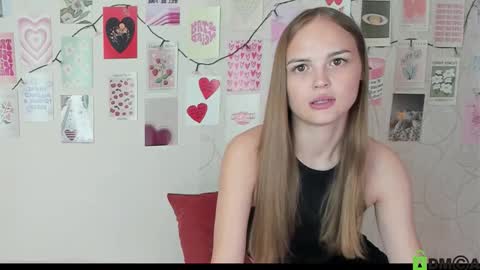 Snapshot of little_radiant_sun chatting on 30, 9, 2025 Kriss online show from 30, 9, 2025