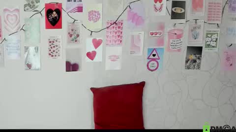 Snapshot of little_radiant_sun chatting on 4, 10, 2025 Kriss online show from 4, 10, 2025