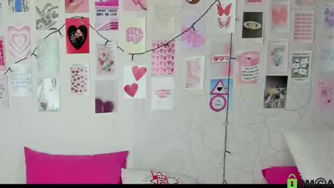 Snapshot of little_radiant_sun chatting on 1, 11, 2025 Kriss online show from 1, 11, 2025