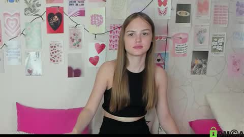 Snapshot of little_radiant_sun chatting on 6, 11, 2025 Kriss online show from 6, 11, 2025