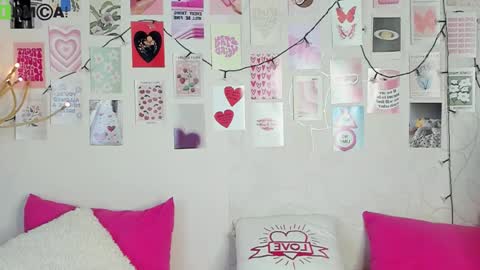 Snapshot of little_radiant_sun chatting on 16, 1, 2026 Kriss online show from 16, 1, 2026