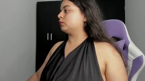 Snapshot of little_shaara chatting on 26, 1, 2025 Shaara online show from 26, 1, 2025