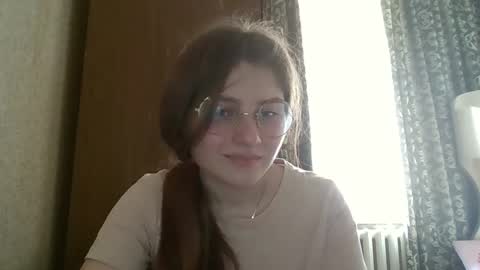 Snapshot of little_shygirl_ chatting on 5, 3, 2025 little_shygirl_ online show from 5, 3, 2025