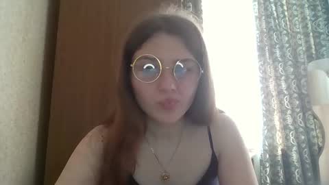 Snapshot of little_shygirl_ chatting on 7, 3, 2025 little_shygirl_ online show from 7, 3, 2025