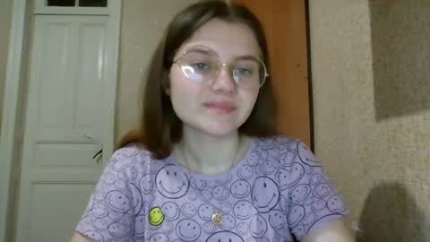 Snapshot of little_shygirl_ chatting on 10, 3, 2025 little_shygirl_ online show from 10, 3, 2025