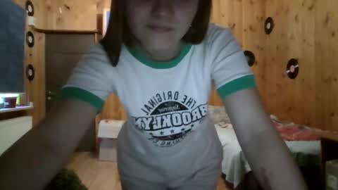 Snapshot of little_shygirl_ chatting on 9, 9, 2025 little_shygirl_ online show from 9, 9, 2025