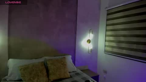 Snapshot of little_sumi chatting on 21, 4, 2026 S U M I online show from 21, 4, 2026