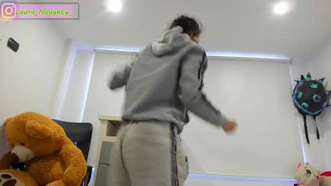 Snapshot of little_tatis chatting on 13, 1, 2025 Im Laura. buy my contentcompra mi contenido offline online show from 13, 1, 2025