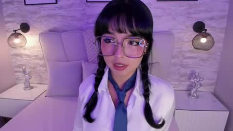 Im your little Velinda  online show from 24, 7, 2026