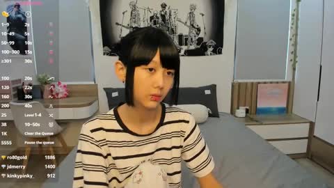 Snapshot of little_yena chatting on 7, 4, 2026 Yena and Gabby online show from 7, 4, 2026