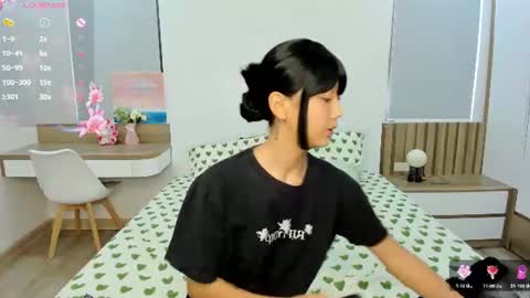 Snapshot of little_yena chatting on 8, 7, 2026 Yena and Gabby online show from 8, 7, 2026