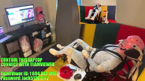 Snapshot of littlebigpupper chatting on 5, 1, 2026 LittleBigPupper online show from 5, 1, 2026