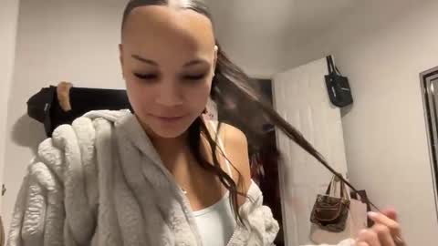 LittleCutieChloe online show from 12, 1, 2026