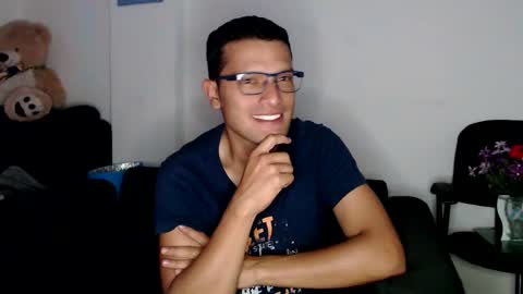Snapshot of littledicklatin chatting on 10, 12, 2024 Manu online show from 10, 12, 2024