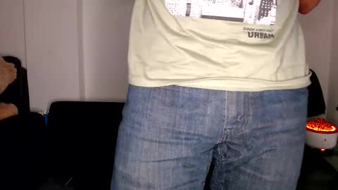 Snapshot of littledicklatin chatting on 7, 10, 2025 Manu online show from 7, 10, 2025