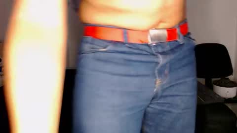 Snapshot of littledicklatin chatting on 19, 11, 2025 Manu online show from 19, 11, 2025