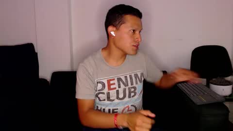 Snapshot of littledicklatin chatting on 6, 1, 2026 Manu online show from 6, 1, 2026