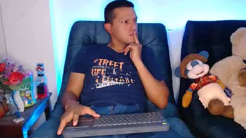 Snapshot of littledicklatin chatting on 30, 3, 2026 Manu online show from 30, 3, 2026