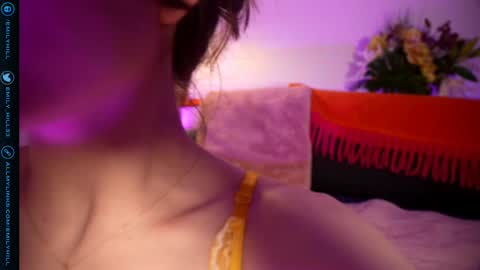 Emily Hill online show from 8, 11, 2025