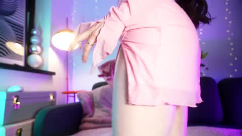 Emily Hill online show from 16, 1, 2026