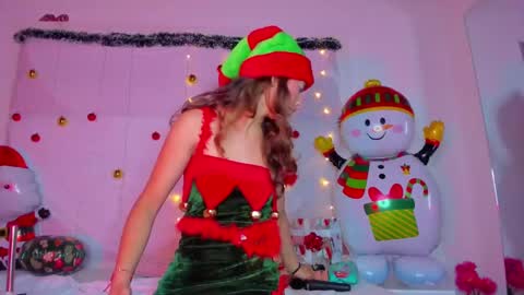 littlee_emma_ online show from 22, 12, 2024