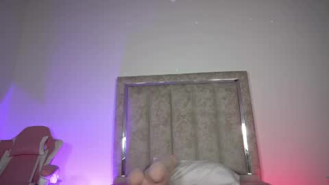 littlee_emma_ online show from 30, 4, 2026