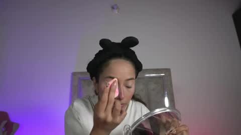 littlee_emma_ online show from 2, 5, 2026