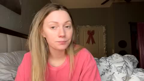 LittleMomma online show from 21, 1, 2025