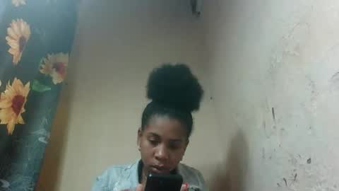 Snapshot of littlehotpanda chatting on 19, 10, 2025 edra online show from 19, 10, 2025