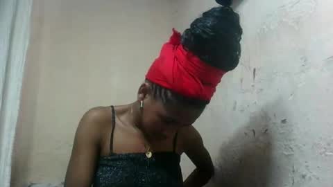 Snapshot of littlehotpanda chatting on 24, 10, 2025 edra online show from 24, 10, 2025