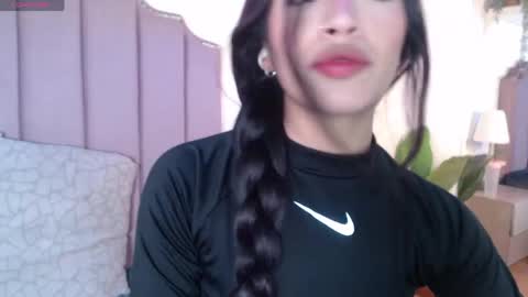 Snapshot of littlejade_dh chatting on 26, 5, 2026 littlejade_dh online show from 26, 5, 2026