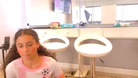Snapshot of littlejennifer18 chatting on 29, 4, 2026 Tip us ask our names online show from 29, 4, 2026