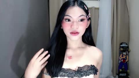 littlelace_ online show from 12, 4, 2026