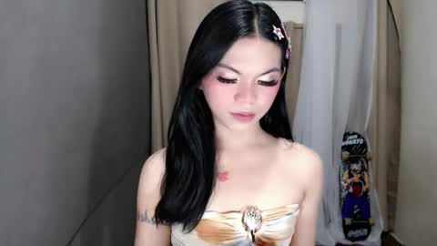 littlelace_ online show from 22, 4, 2026