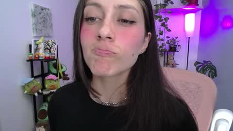 Snapshot of littlelaksmi chatting on 5, 11, 2025 Laksmi online show from 5, 11, 2025